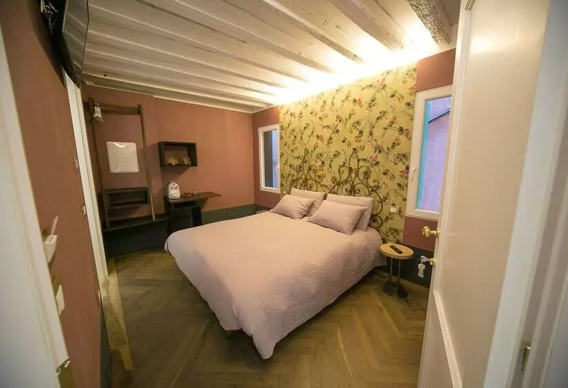 Aamiaismajoitus (B&B) Casa Sansera