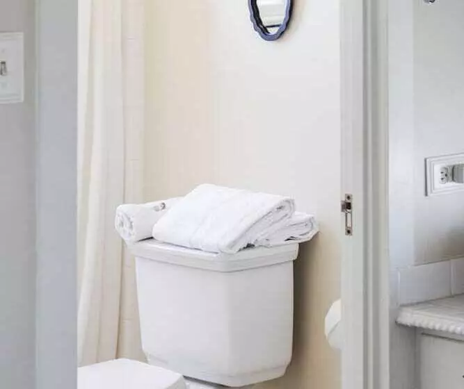 تختخواب و صبحانه La Villa De Adelina