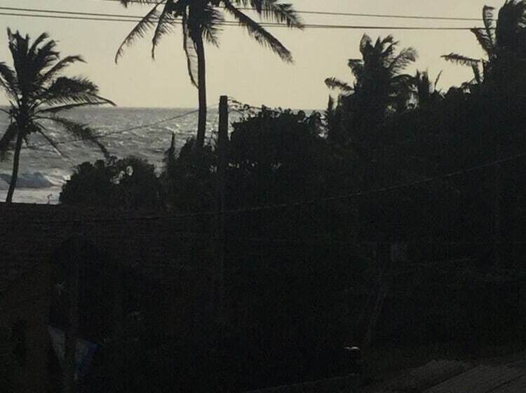 Bed and Breakfast White Baby Beach Rest