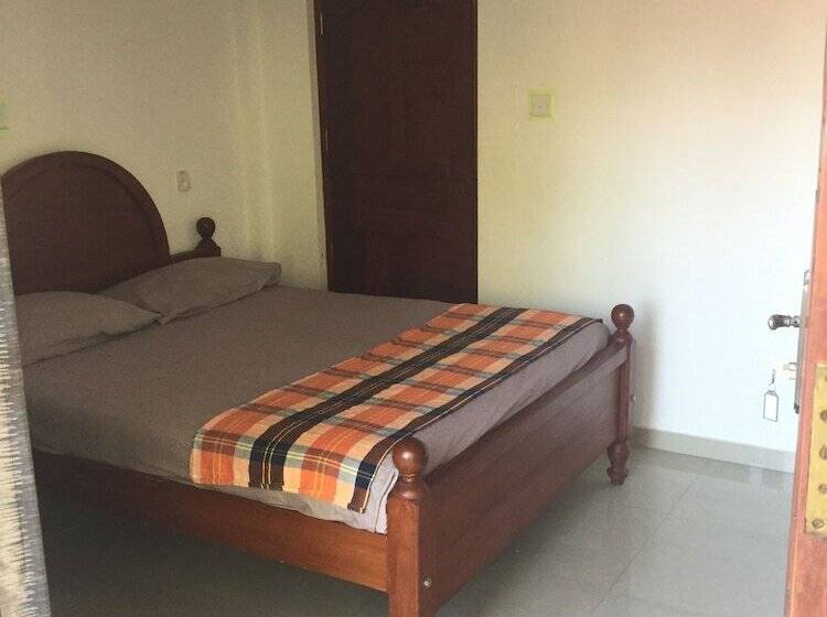 Bed and Breakfast White Baby Beach Rest