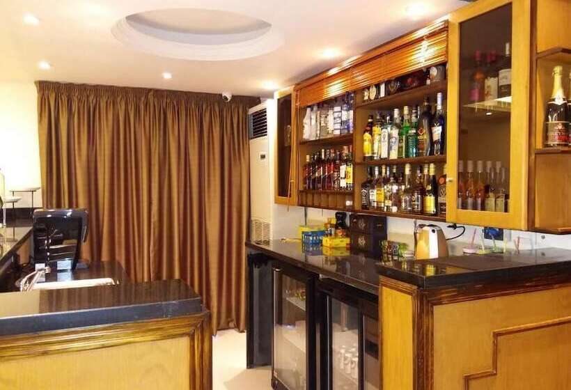 Green Lake Hotel   Jezzine