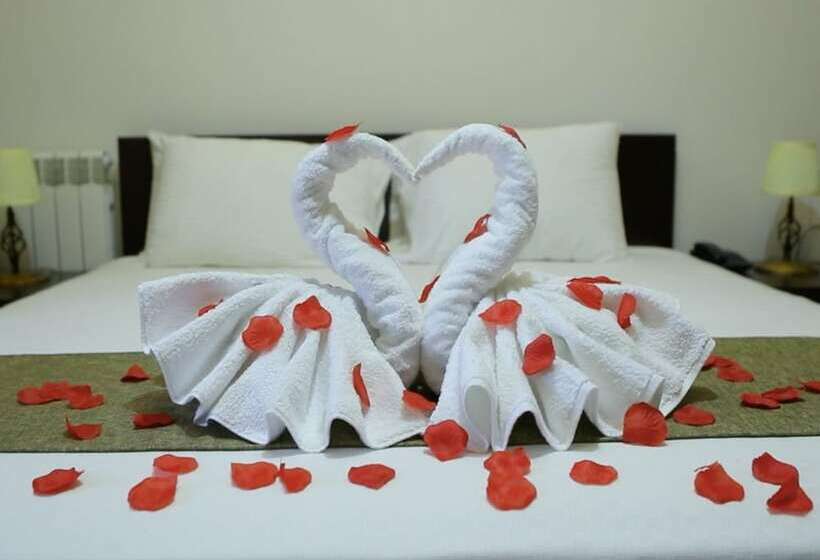 Green Lake Hotel   Jezzine