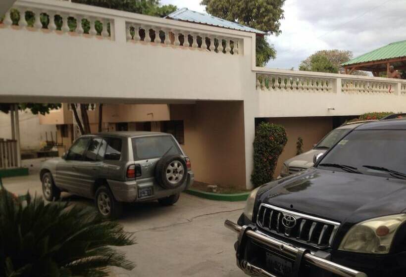 هتل Milien Continental