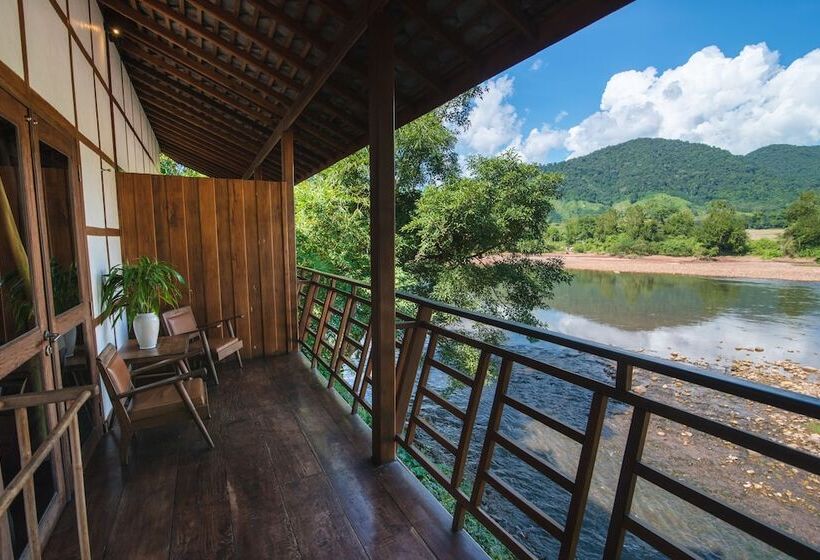 Отель Muang La Lodge