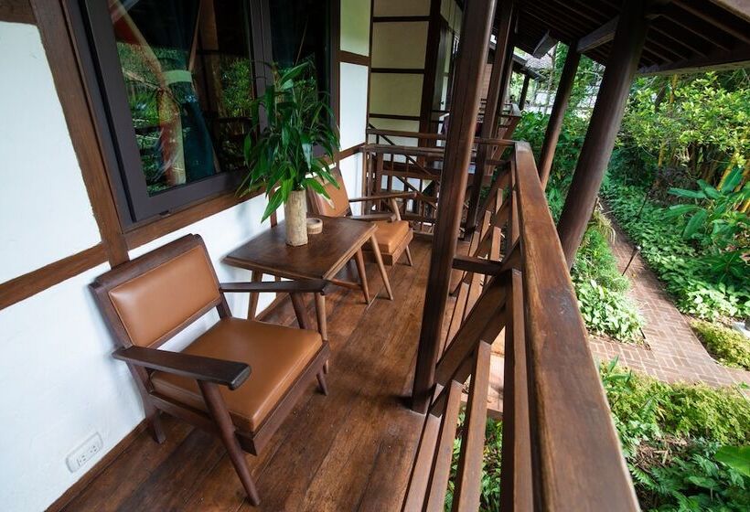 Отель Muang La Lodge