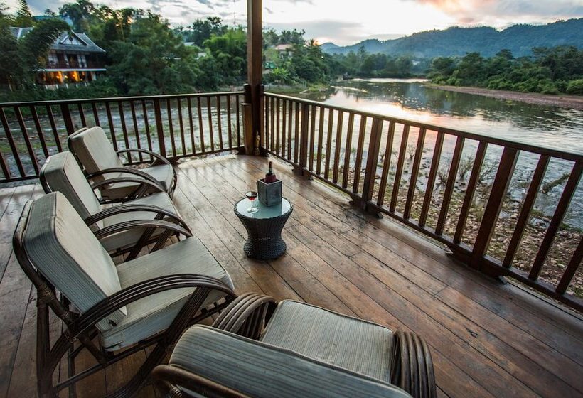 Отель Muang La Lodge