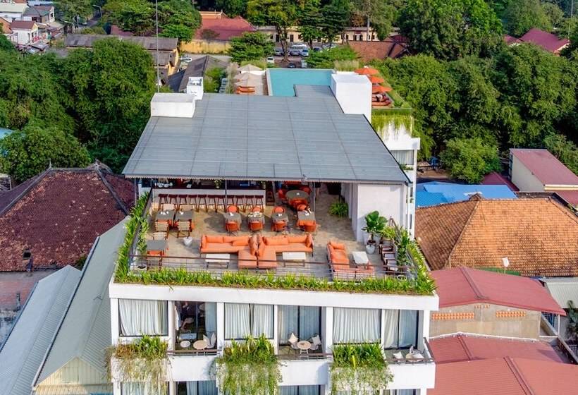 Otel Penh House