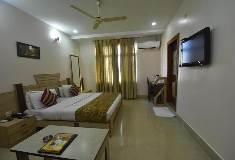 Hotel Royal Highness