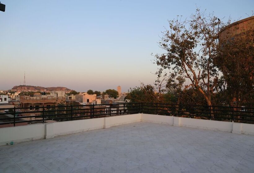 בית מלון כפרי Shri Ram Residency