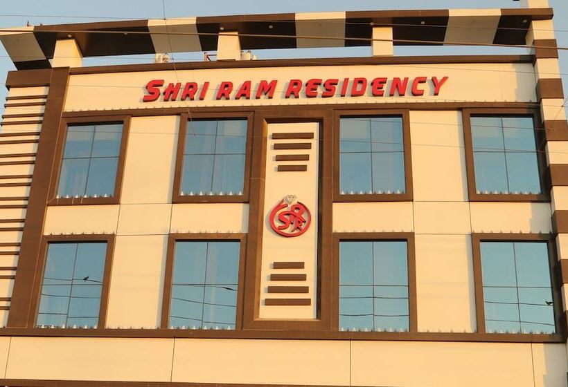 בית מלון כפרי Shri Ram Residency