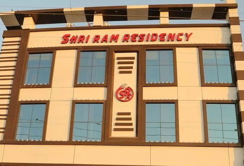 هتل Shri Ram Residency
