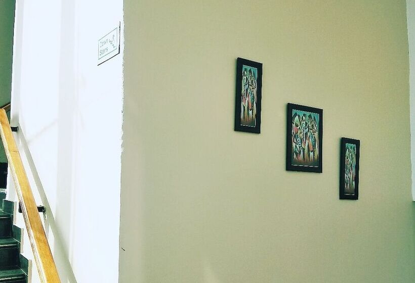 هتل Vijay Paradise