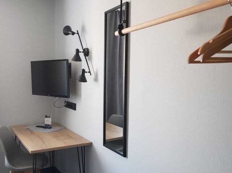 פנסיון Novitel Pliening