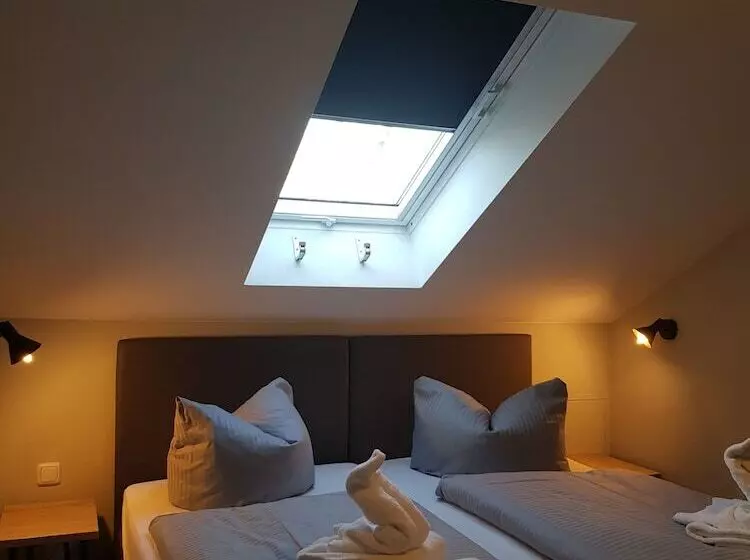 Pensão Novitel Pliening