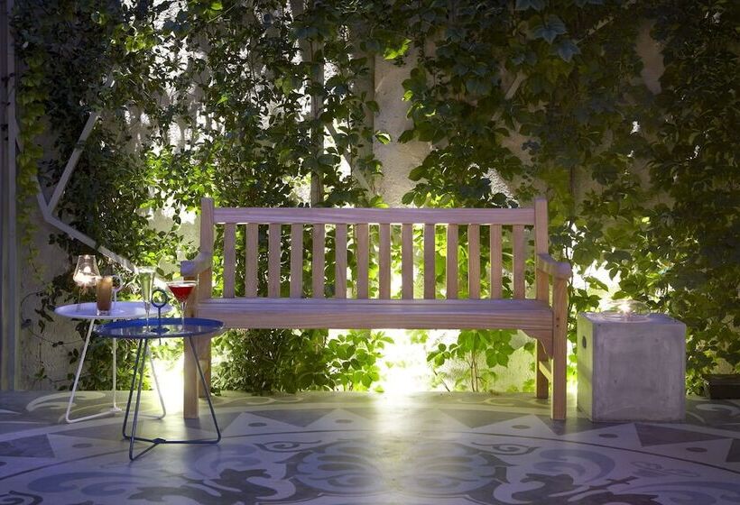 膳宿费 Apollon Library Suites