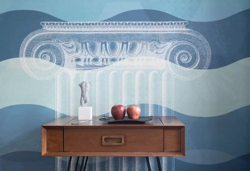 Majatalo Apollon Library Suites