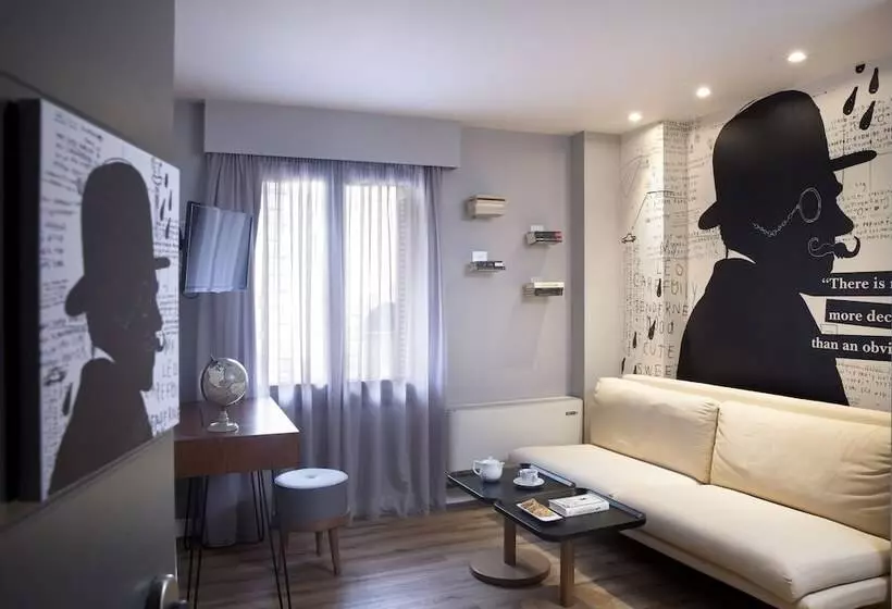 Majatalo Apollon Library Suites