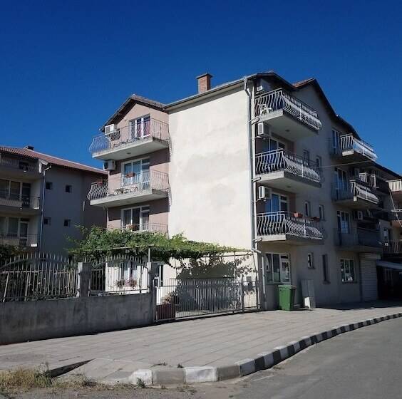 بنسيون Guest House Angelina