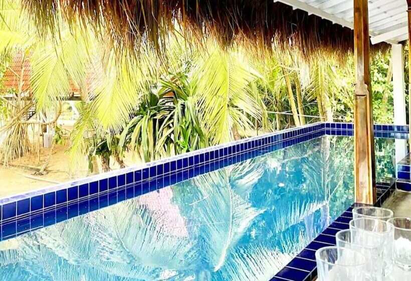 Pensionat Sri Lanka Beach House Hotel And Spa