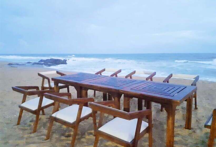 Pensionat Sri Lanka Beach House Hotel And Spa