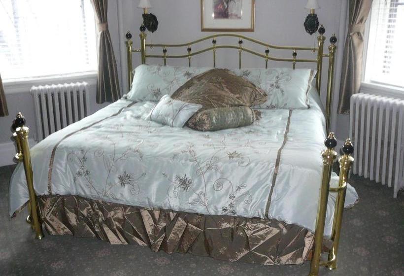 هتل 463 Beacon Street Guest House