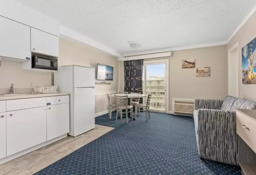 호텔 Adventurer Oceanfront Inn