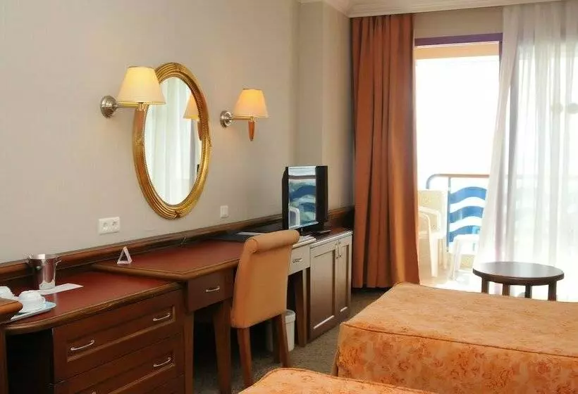 Grand Kaptan Hotel   All Inclusive