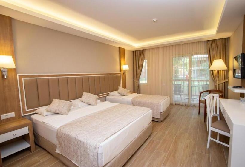 هتل Kustur Club Holiday Village All Inclusive