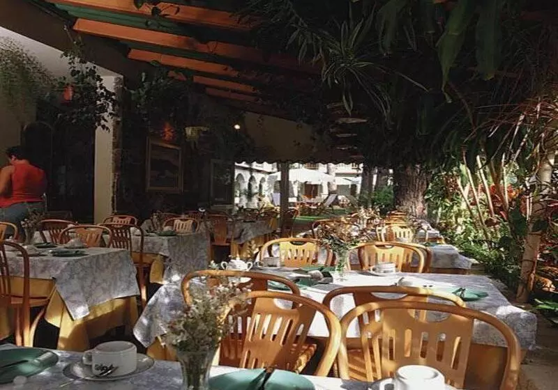 Отель La Capilla  Punta Del Este