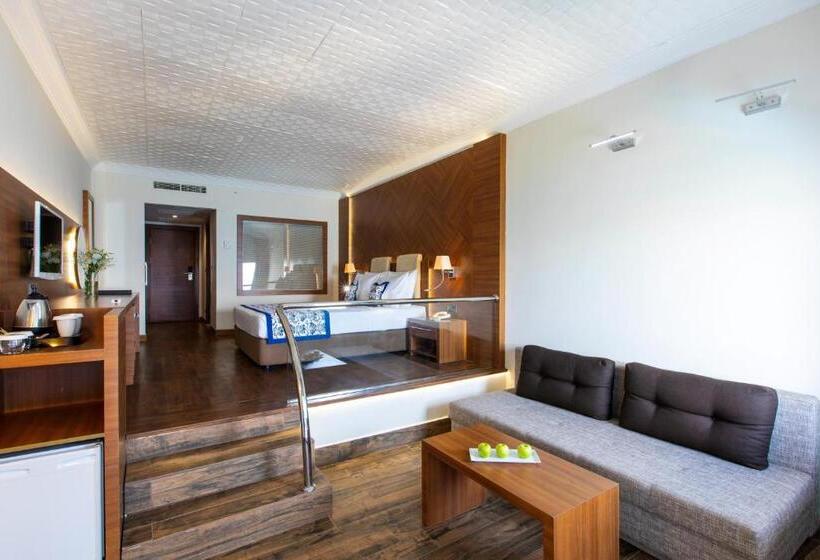 هتل Labranda Ephesus Princess - All Inclusive