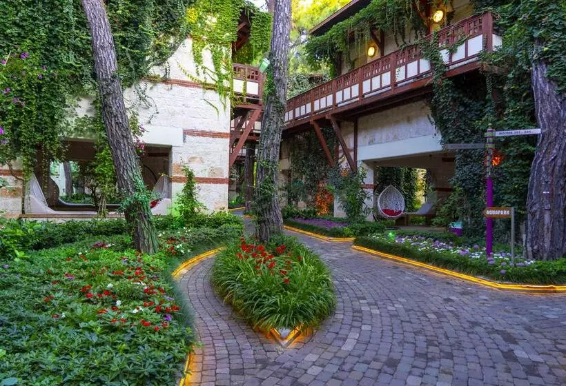 Отель Ulusoy Kemer Holiday Club