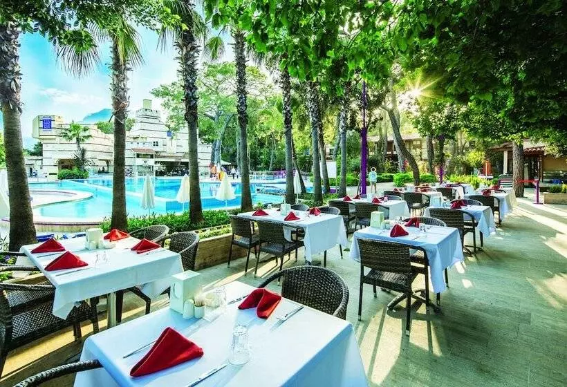 Отель Ulusoy Kemer Holiday Club