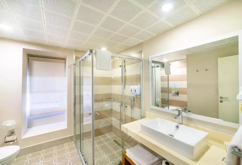 Отель Ulusoy Kemer Holiday Club