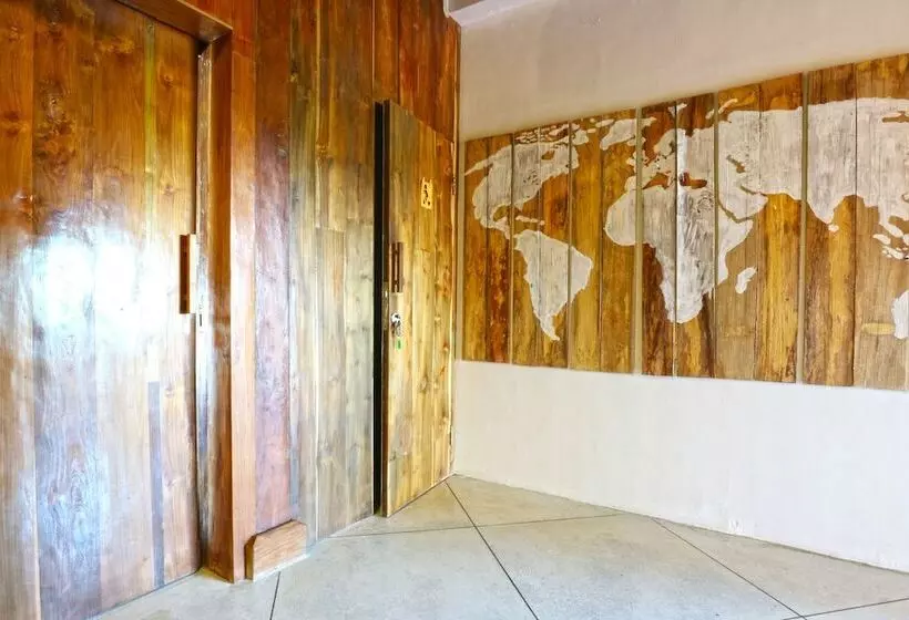 Draper Startup House For Entrepreneurs   Hostel