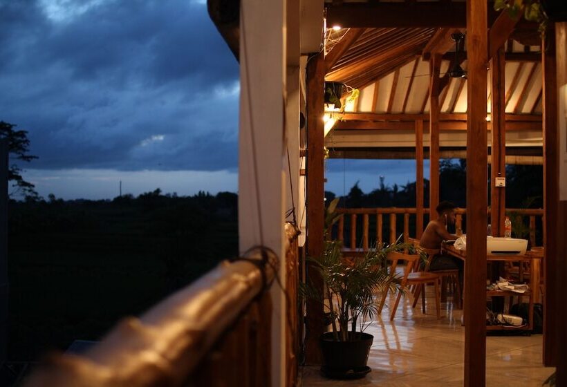 Draper Startup House For Entrepreneurs   Hostel