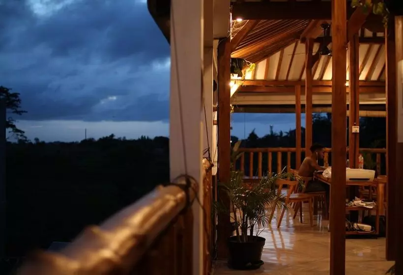 Draper Startup House For Entrepreneurs   Hostel