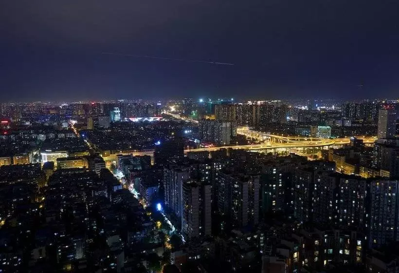 Hotelli Chengdu Trika Tsang International