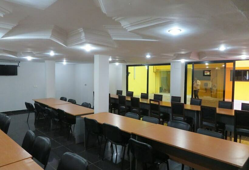 هتل Golden Hôtel