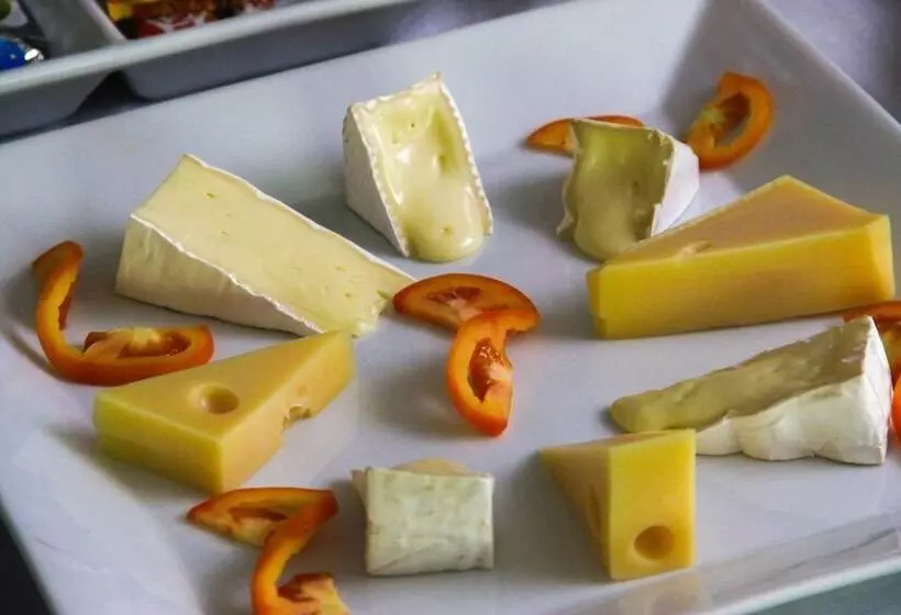 هتل Golden Hôtel