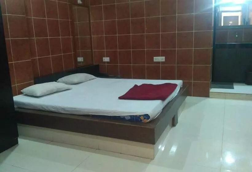 ホテル Govinda Lodge