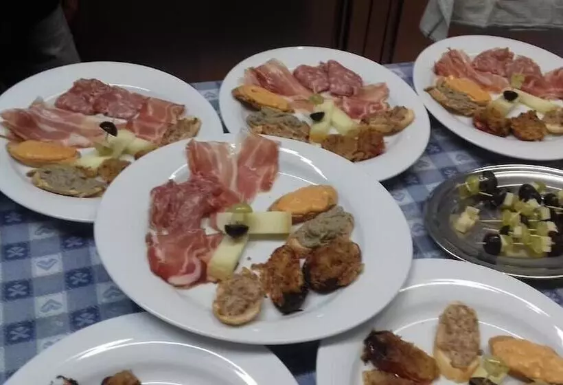 Maaseutuhotelli Agriturismo Valbona