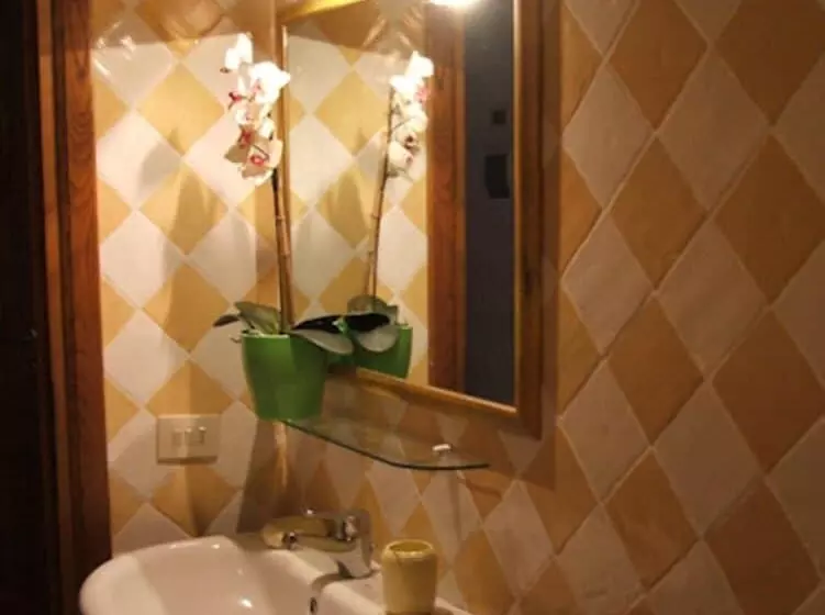 Maaseutuhotelli Agriturismo Valbona