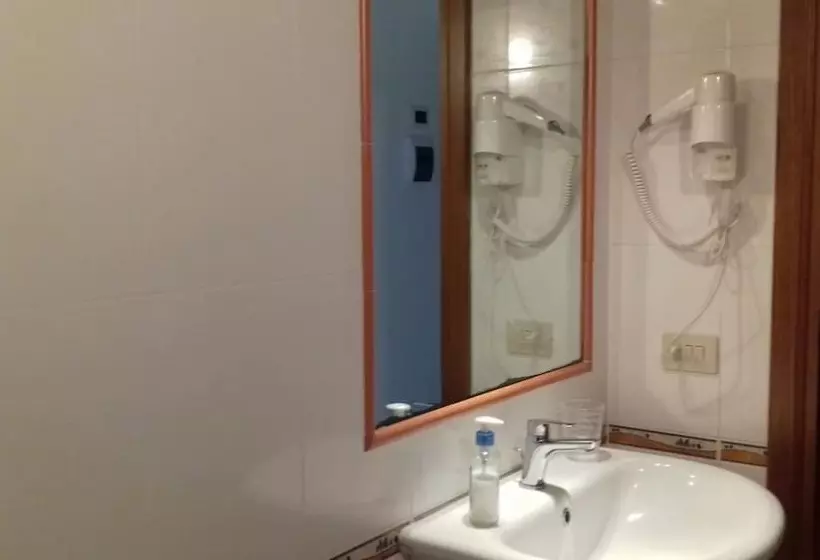 Maaseutuhotelli Agriturismo Valbona