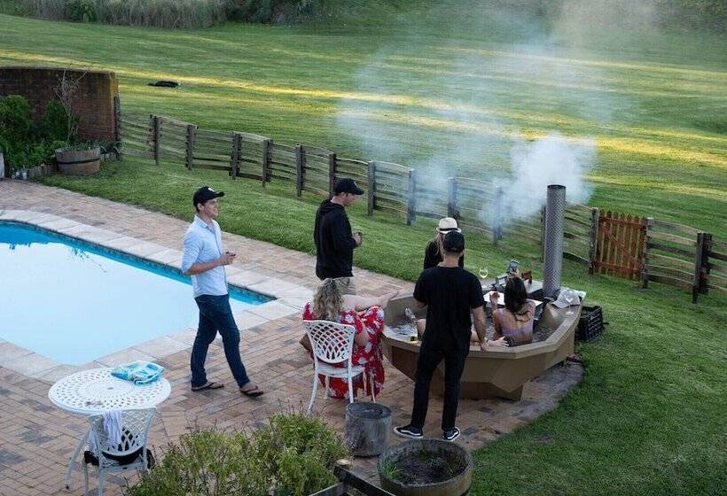 酒店 The Log Cabin Lodge