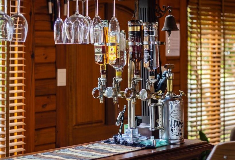 酒店 The Log Cabin Lodge