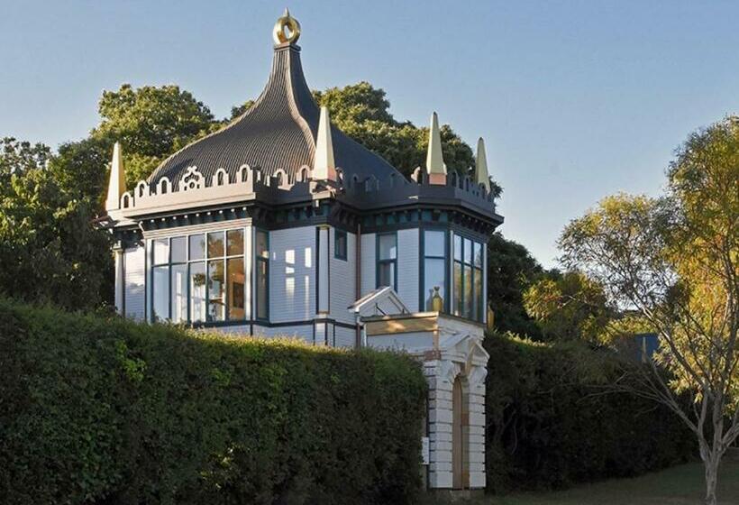 Montacute Pavilion And Gardens