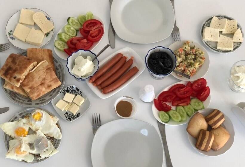 پانسیون Tasunia