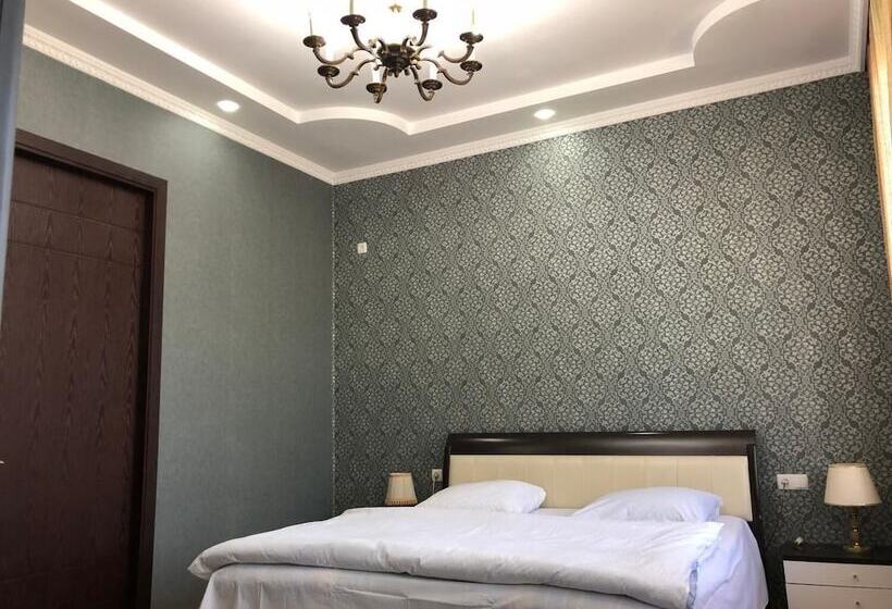 پانسیون Tasunia