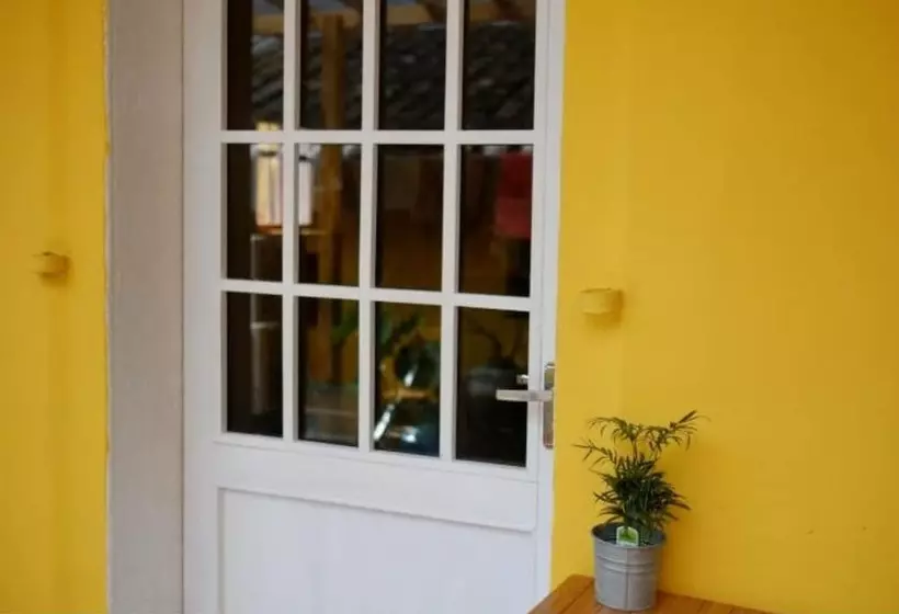 Majatalo Sharemood Guest House