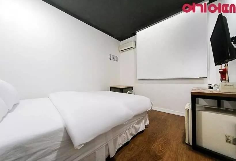 Ace Motel